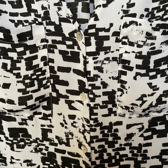 Button down black/white blouse - Picture 4 of 4